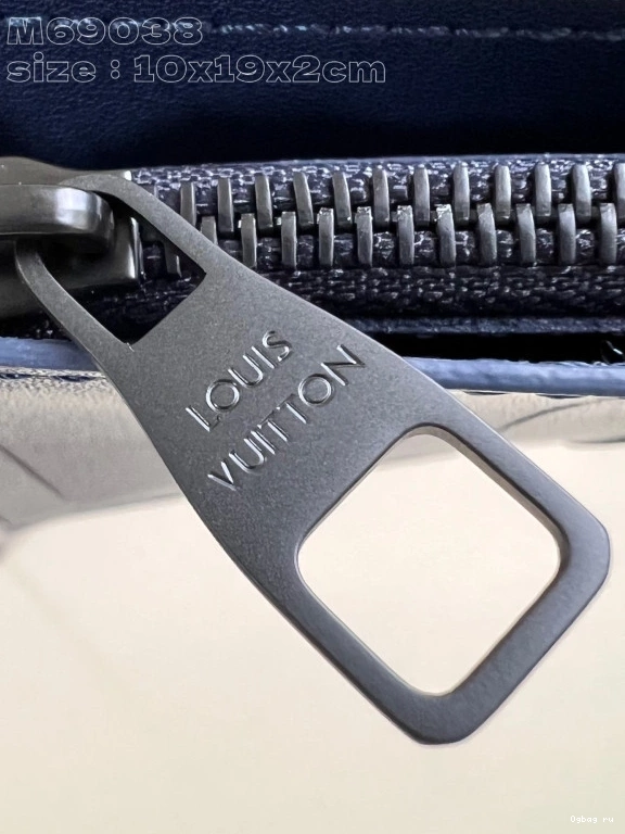 LOUIS WALLET-10*19*2cm BRAZZA VUITTON 0825
